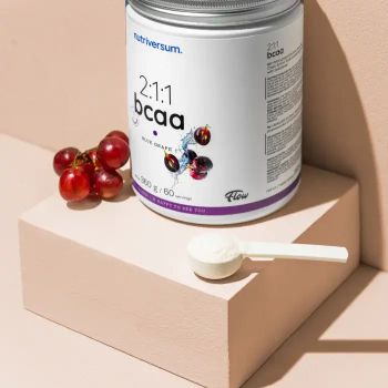 2:1:1 BCAA bez cukru - 360 g - niebieskie winogrono - Nutriversum